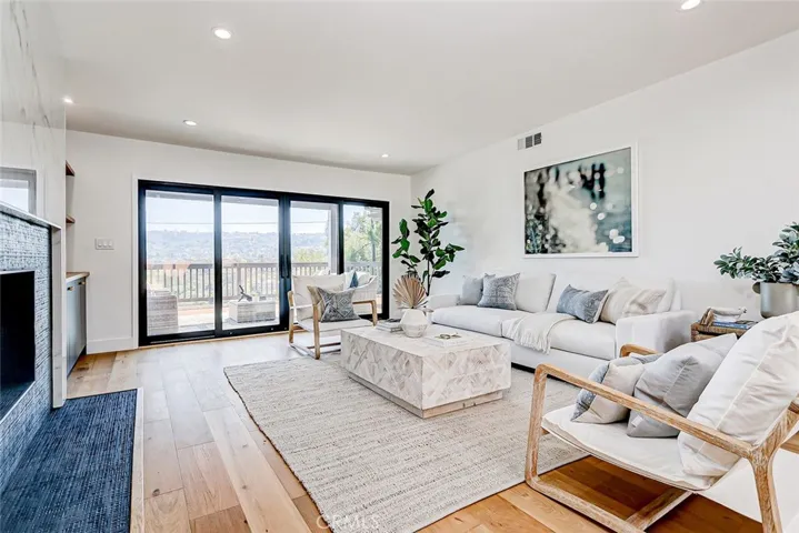 Formal Livingroom