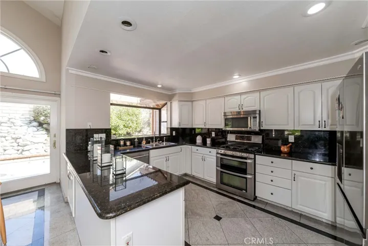 933 Dalton Springs Lane, Glendora, California 91741