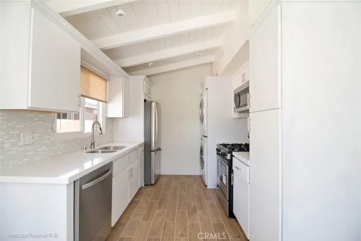 303 Marguerite Avenue B, Corona Del Mar, California 92625
