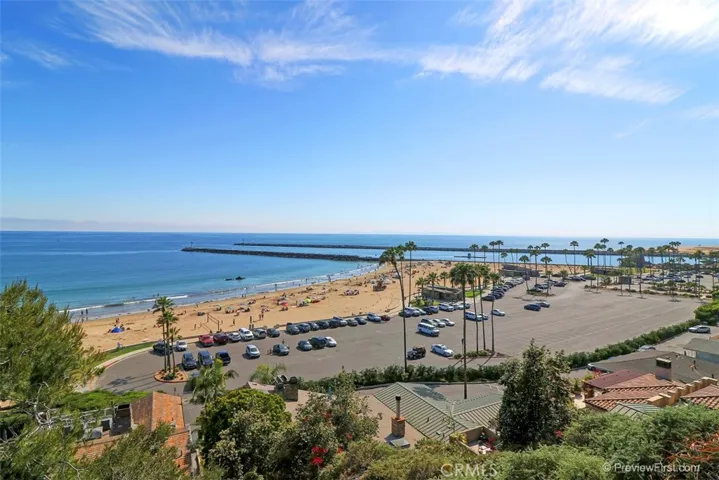 303 Marguerite Avenue B, Corona Del Mar, California 92625