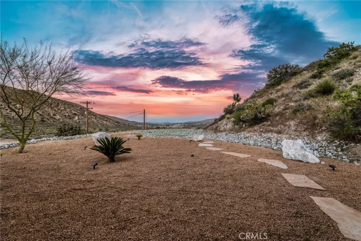 54093 Ridge Road, Yucca Valley, California 92284