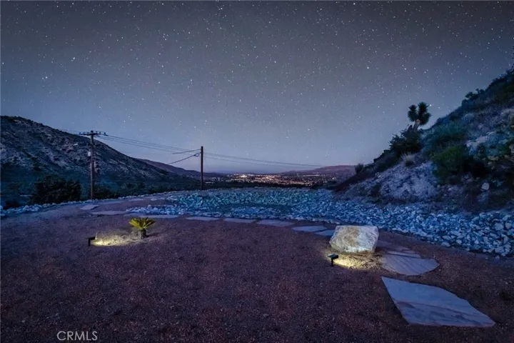 54093 Ridge Road, Yucca Valley, California 92284