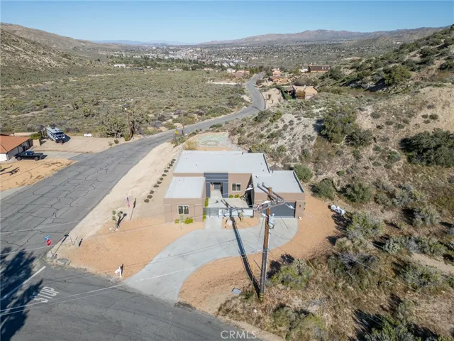54093 Ridge Road, Yucca Valley, California 92284