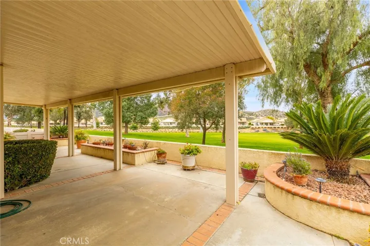 5990 Lake Buena Vista Way, Banning, California 92220