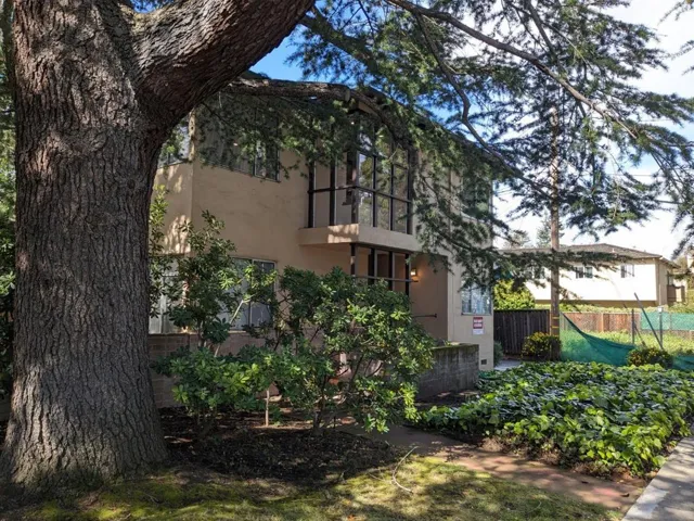 1285 Hoover Street 3, Menlo Park, California 94025