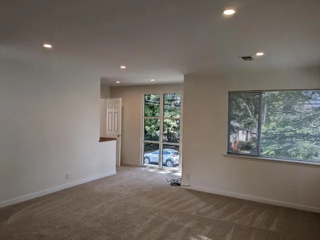 1285 Hoover Street 3, Menlo Park, California 94025
