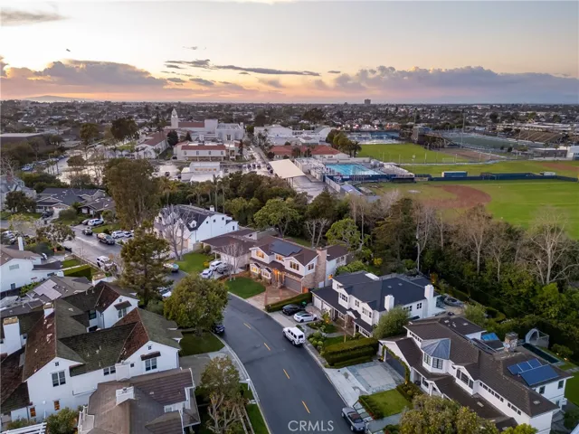 633 Saint James Road, Newport Beach, California 92663