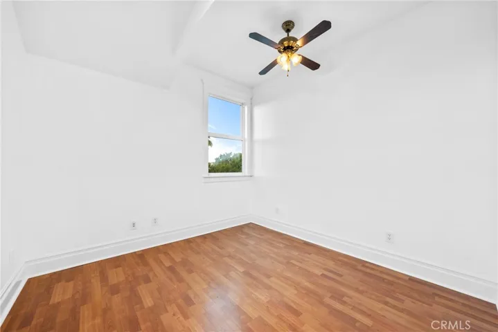 second level flex space