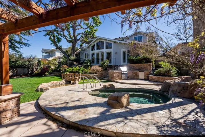 633 Saint James Road, Newport Beach, California 92663