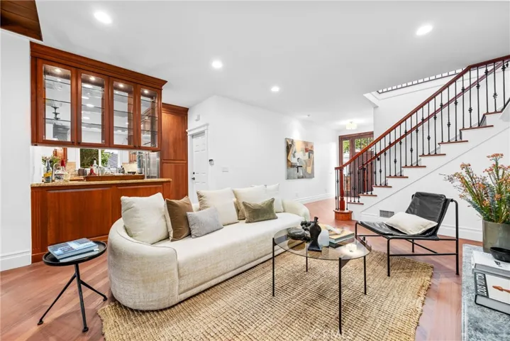633 Saint James Road, Newport Beach, California 92663