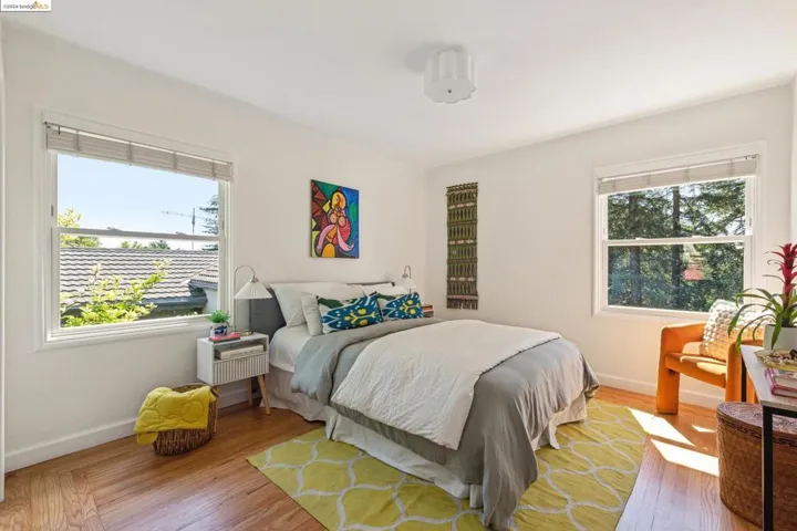8 Selkirk St, Oakland, California 94619