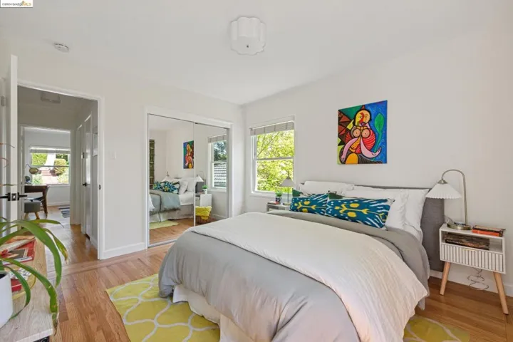 8 Selkirk St, Oakland, California 94619