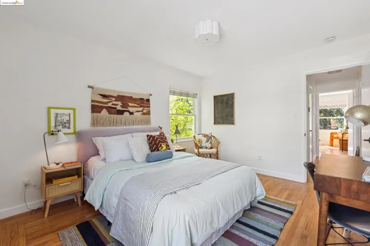 8 Selkirk St, Oakland, California 94619