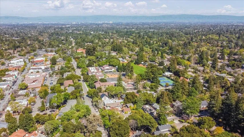 20665 Lomita Avenue, Saratoga, California 95070
