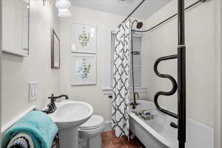 20665 Lomita Avenue, Saratoga, California 95070