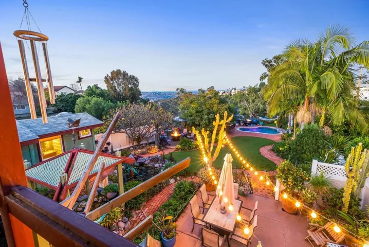 This is the view from the upstairs balcony.  Incredible backyard leading to the canyon.