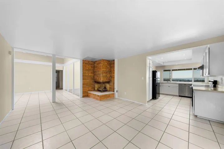 3015 Karnes Way, San Diego, California 92117