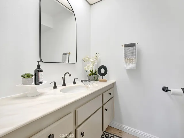 6401 E Nohl Ranch Road 96, Anaheim Hills, California 92807