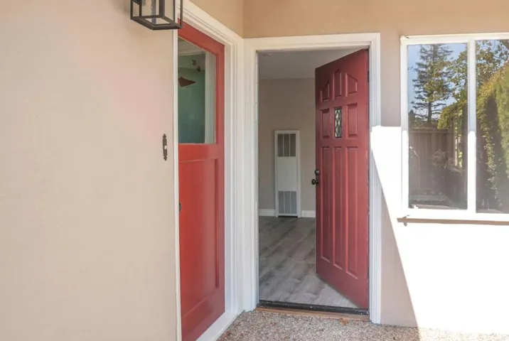 2817 Emerson Street, Palo Alto, California 94306