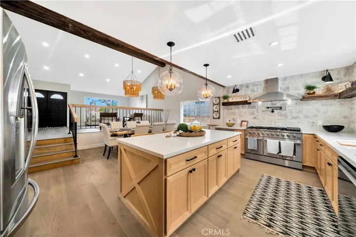 6590 E Edinboro Circle, Anaheim Hills, California 92807