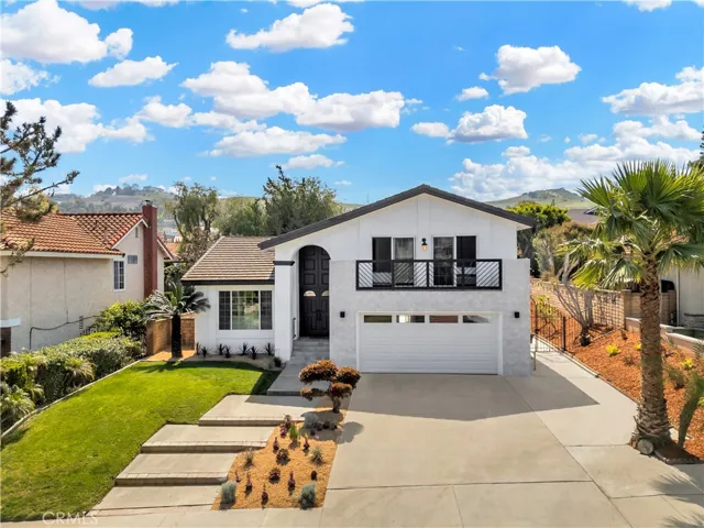 6590 E Edinboro Circle, Anaheim Hills, California 92807
