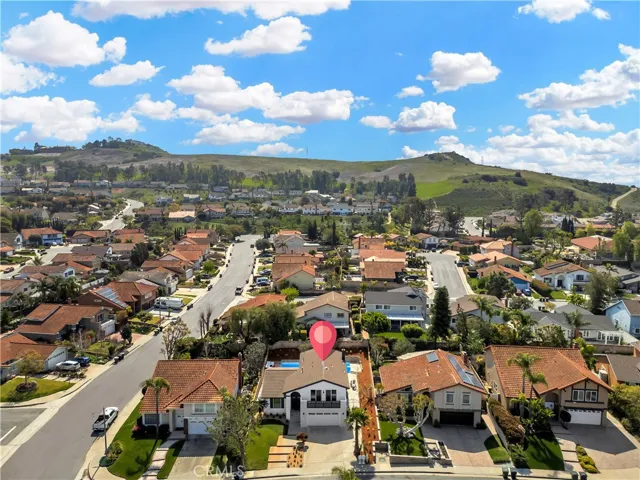 6590 E Edinboro Circle, Anaheim Hills, California 92807