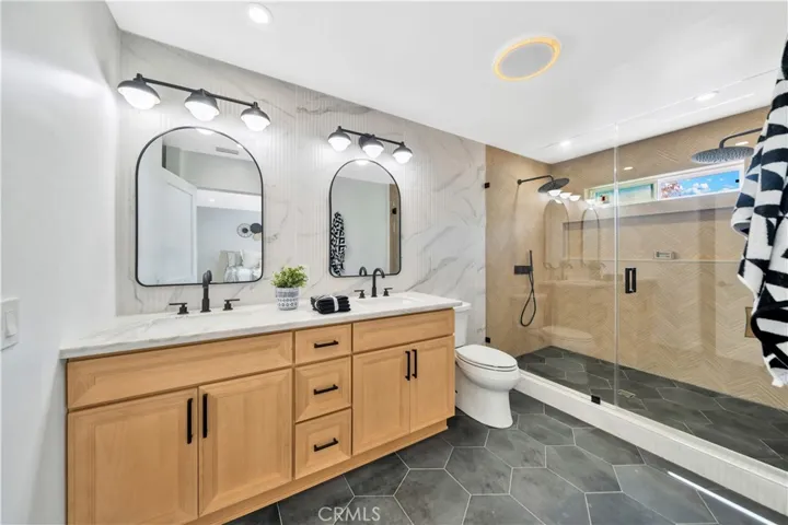 6590 E Edinboro Circle, Anaheim Hills, California 92807
