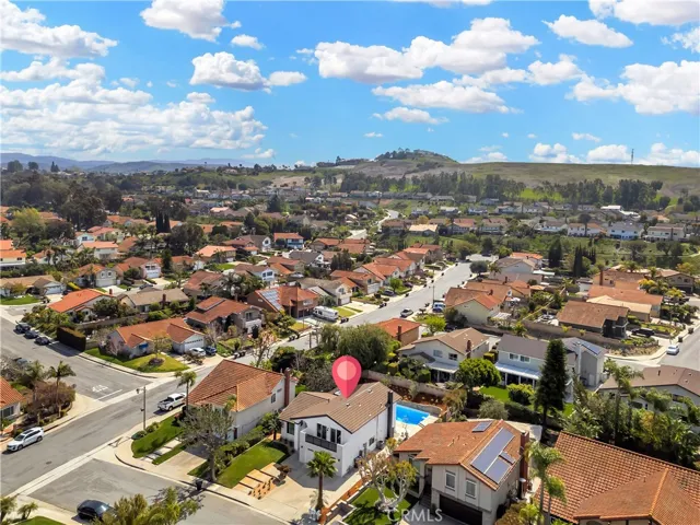 6590 E Edinboro Circle, Anaheim Hills, California 92807