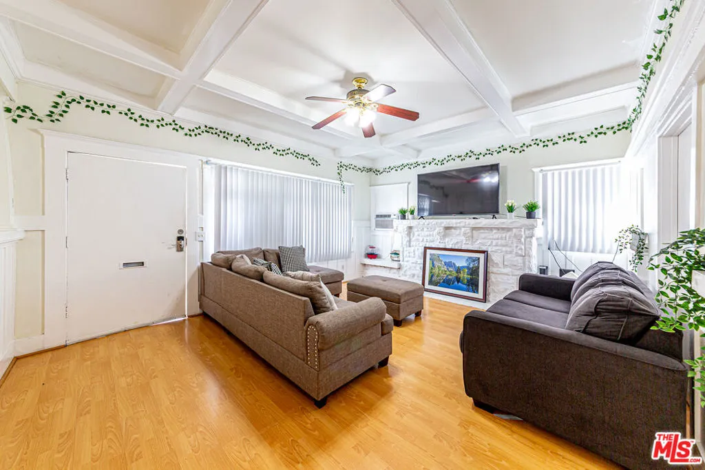 1717 Crenshaw Boulevard, Los Angeles, California 90019 home-pic-6