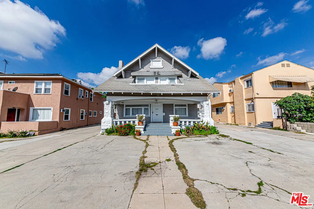 1717 Crenshaw Boulevard, Los Angeles, California 90019 home-pic-1