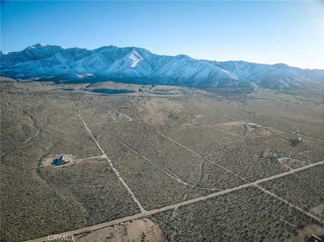 700 Shantung Road, Lucerne Valley, California 92356