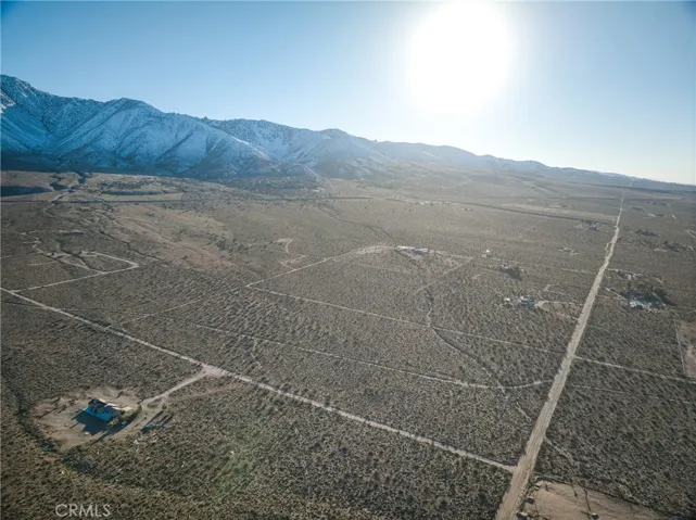 700 Shantung Road, Lucerne Valley, California 92356