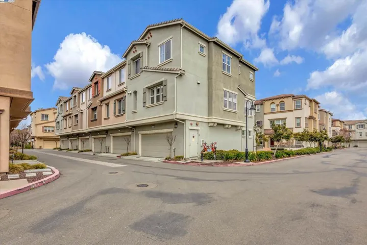 1253 George, Hayward, California 94541-4398