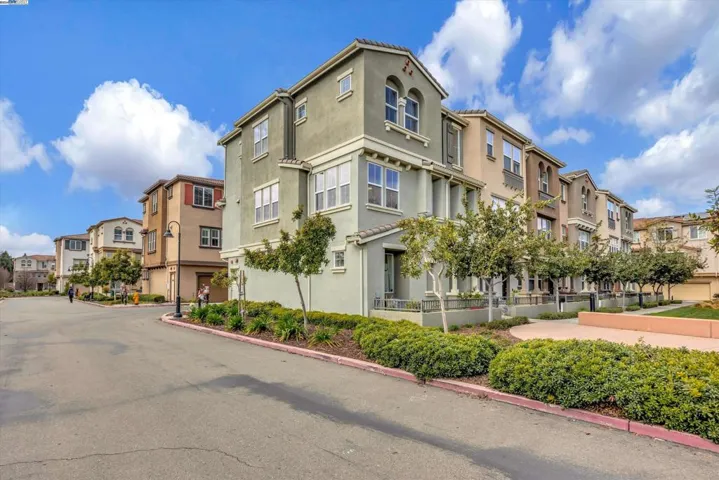 1253 George, Hayward, California 94541-4398
