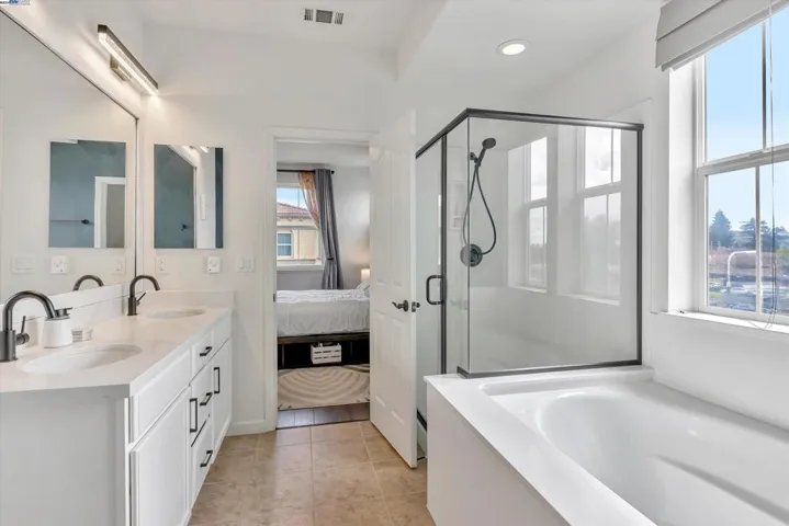 1253 George, Hayward, California 94541-4398