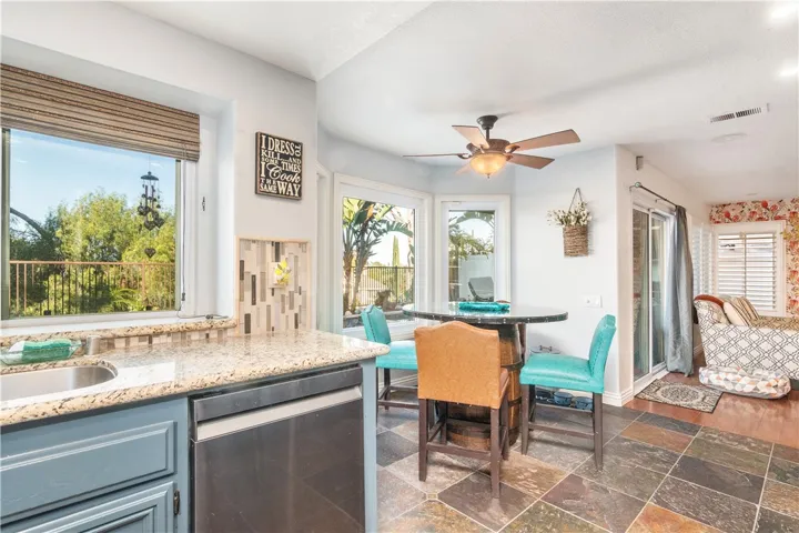2251 Whiteoak Lane, Corona, California 92882