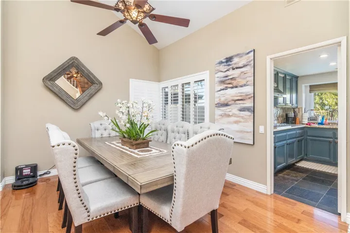 2251 Whiteoak Lane, Corona, California 92882