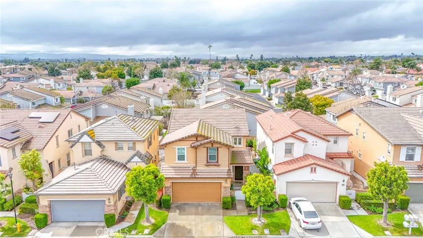 12822 Zinnea Avenue, Chino, California 91710