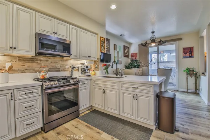12822 Zinnea Avenue, Chino, California 91710