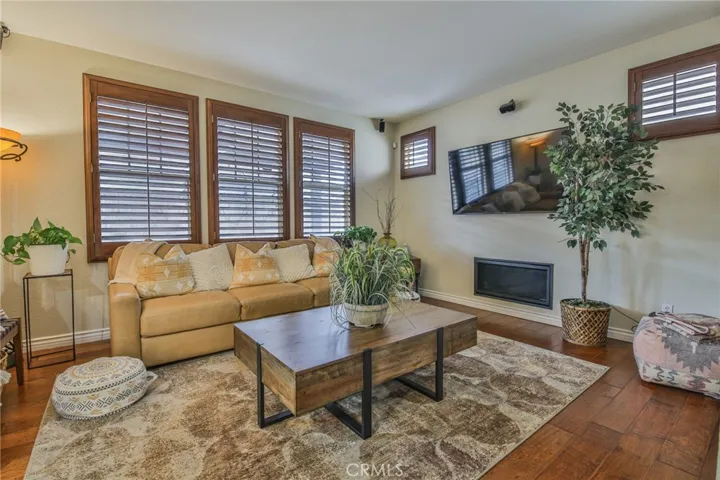 12822 Zinnea Avenue, Chino, California 91710