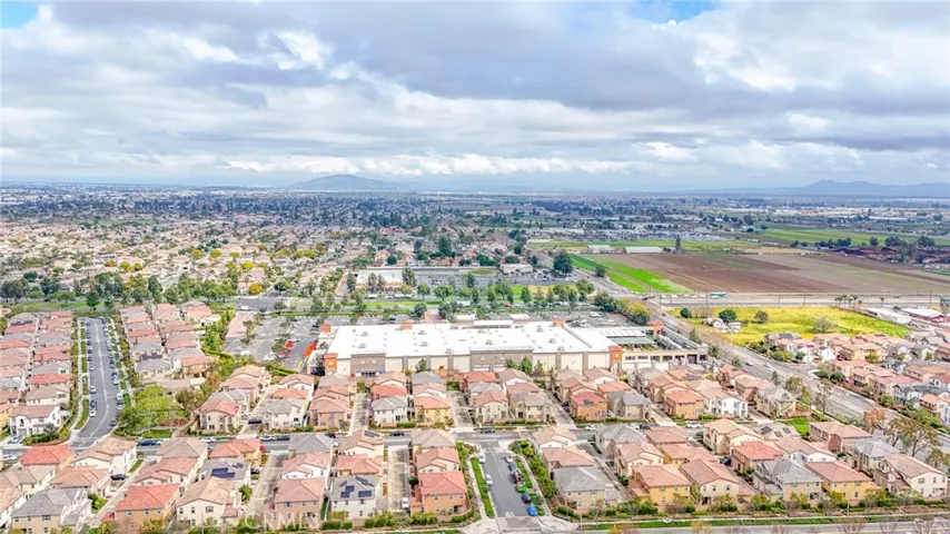 12822 Zinnea Avenue, Chino, California 91710