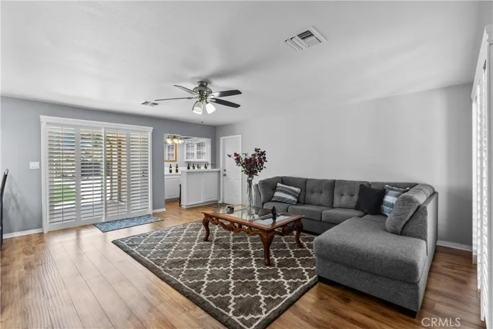 6309 W Avenue M8, Palmdale, California 93551
