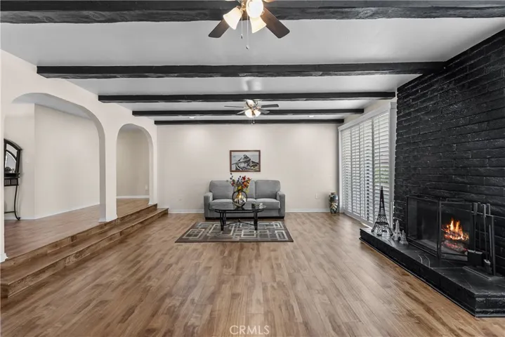 6309 W Avenue M8, Palmdale, California 93551