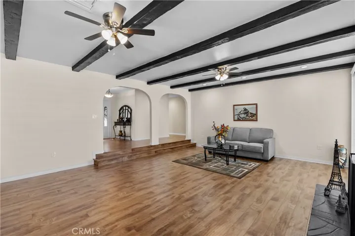 6309 W Avenue M8, Palmdale, California 93551