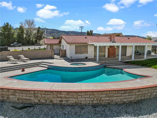 6309 W Avenue M8, Palmdale, California 93551