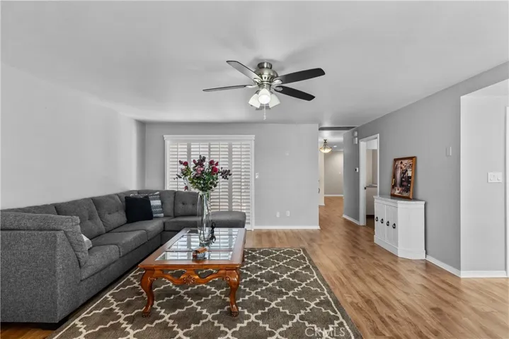 6309 W Avenue M8, Palmdale, California 93551