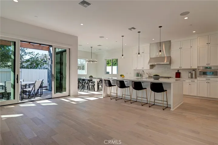 1405 Priscilla Lane, Newport Beach, California 92660