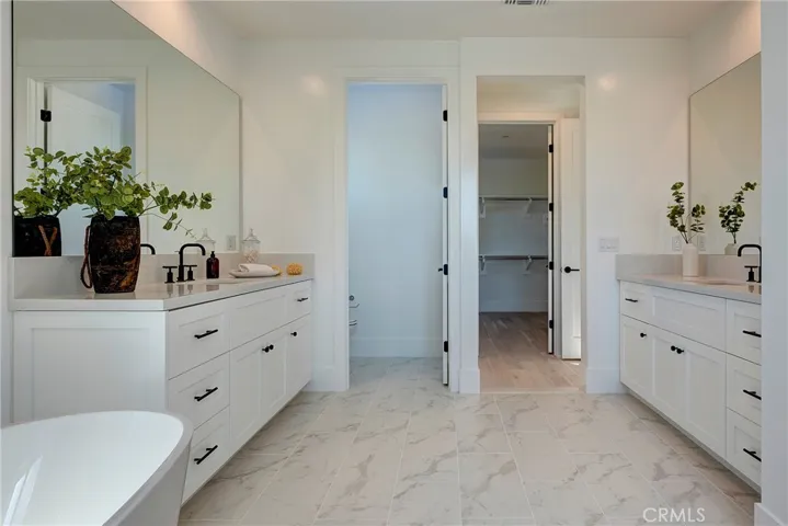 1405 Priscilla Lane, Newport Beach, California 92660