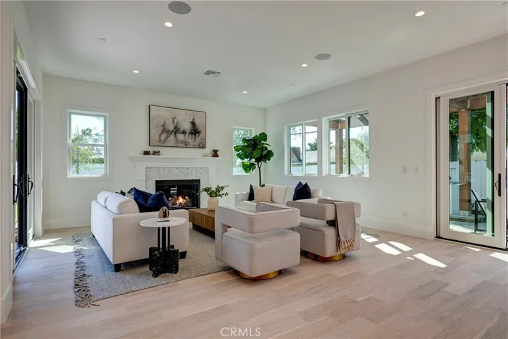 1405 Priscilla Lane, Newport Beach, California 92660