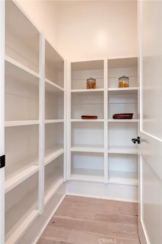 1405 Priscilla Lane, Newport Beach, California 92660